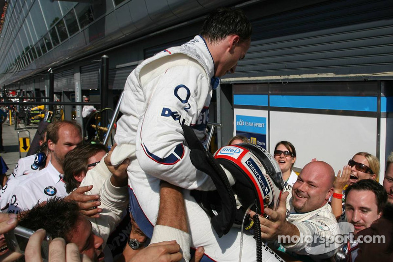 Robert Kubica viert zijn eerste podium met het BMW Sauber F1 team