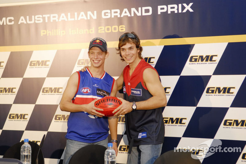 Casey Stoner, LCR Honda; Chris Vermeulen, Suzuki