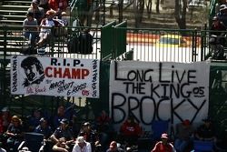 Fans remember Peter Brock