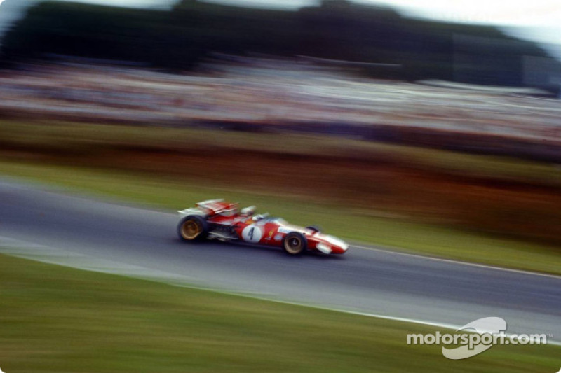 Clay Regazzoni in a blurred shot