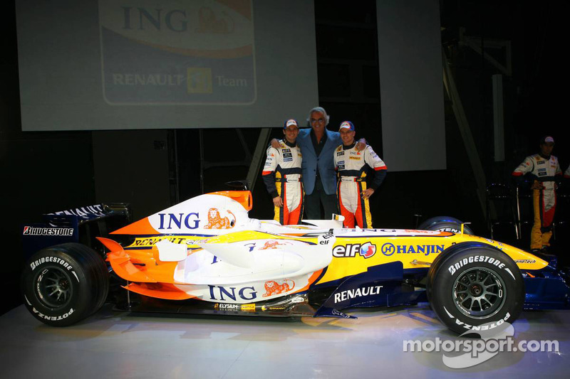 Flavio Briatore with Giancarlo Fisichella and Heikki Kovalainen