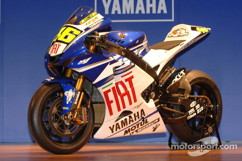 La Fiat Yamaha Team YZR-M1 800cc