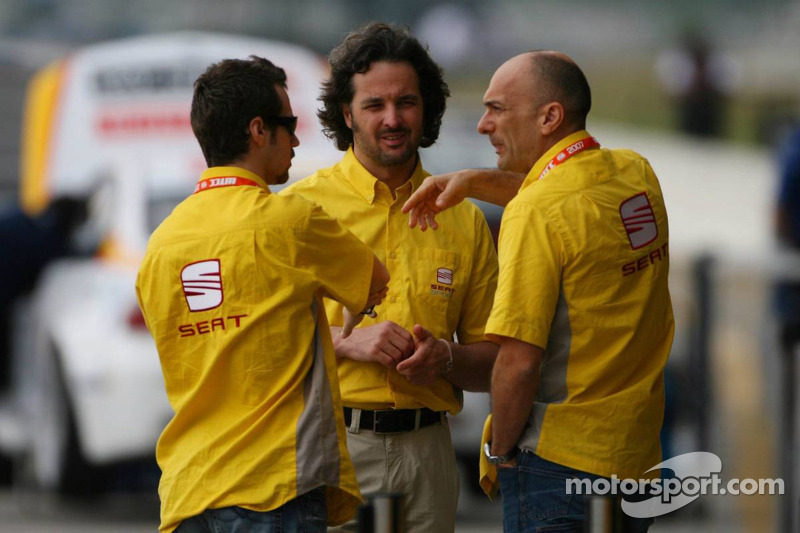 Tiago Monteiro, SEAT Sport, SEAT Leon, Yvan Muller, SEAT Sport, Seat Leon eGabriele Tarquini, SEAT