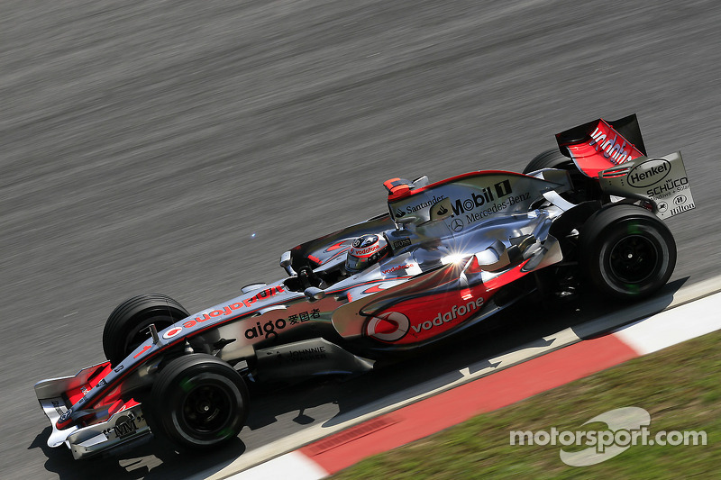 2007: Fernando Alonso, McLaren-Mercedes MP4-22