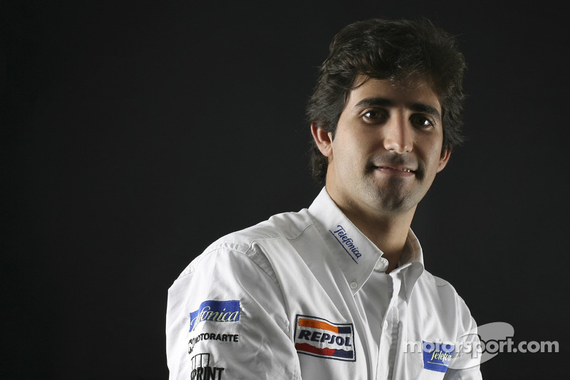 No começo da temporada 2007 da GP2, Jimenez foi anunciado como piloto da Racing Engineering