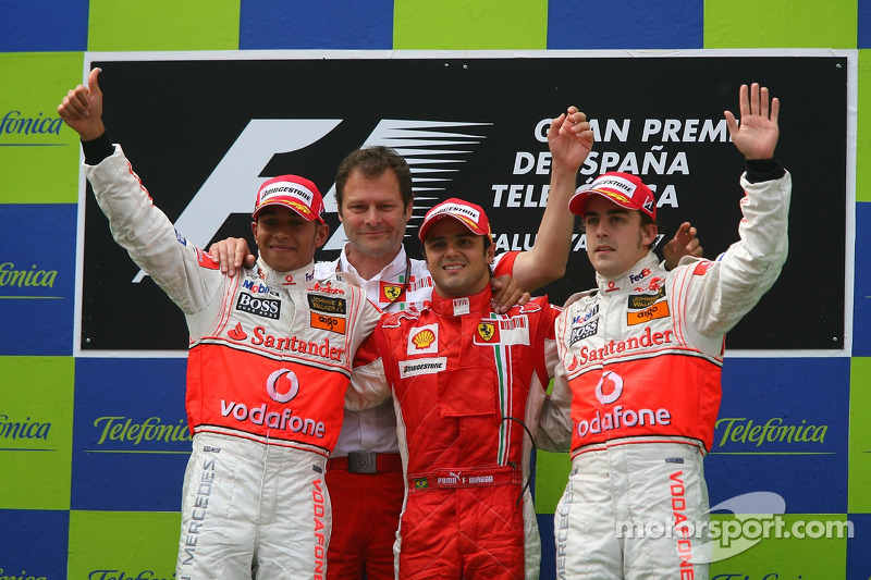 Podium: race winner Felipe Massa with Lewis Hamilton and Fernando Alonso