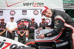 Il vincitore della Pole Will Power, Team Penske Chevrolet