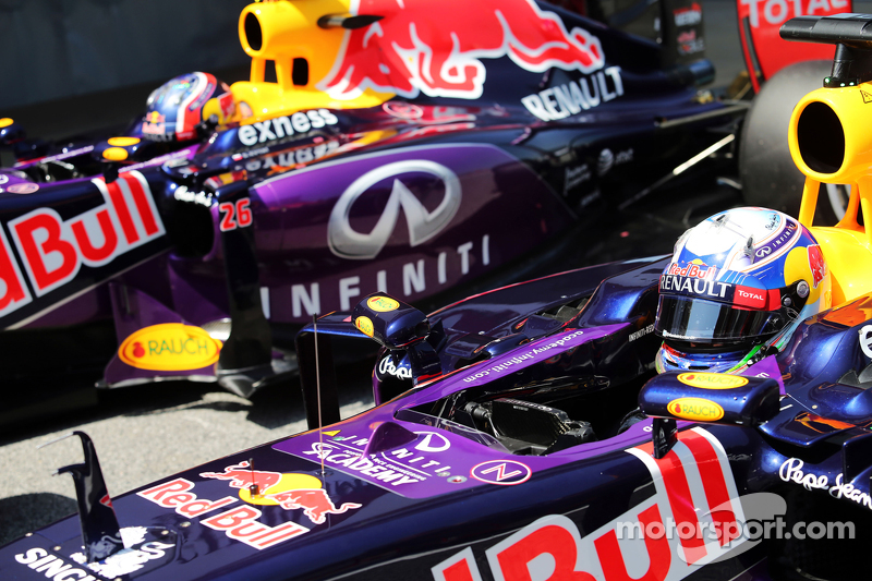 Daniel Ricciardo and Daniil Kvyat, Red Bull Racing RB12