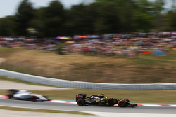 Pastor Maldonado, Lotus F1 E23