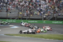 Reinicio: Will Power, Team Penske Chevrolet lider