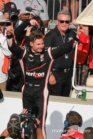 Ganador de la Carrera Will Power, del equipo Penske Chevrolet