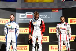 Podium: second place Jimmy Eriksson, Korainen GP and winner Marvin Kirchhofer, ART Grand Prix and th