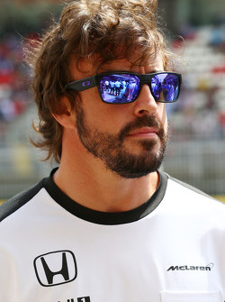 Fernando Alonso, McLaren lors de la parade des pilotes