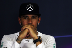 Lewis Hamilton, Mercedes AMG F1 lors de la conférence de presse de la FIA