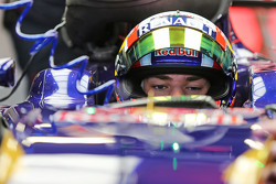 Pierre Gasly, Scuderia Toro Rosso STR10
