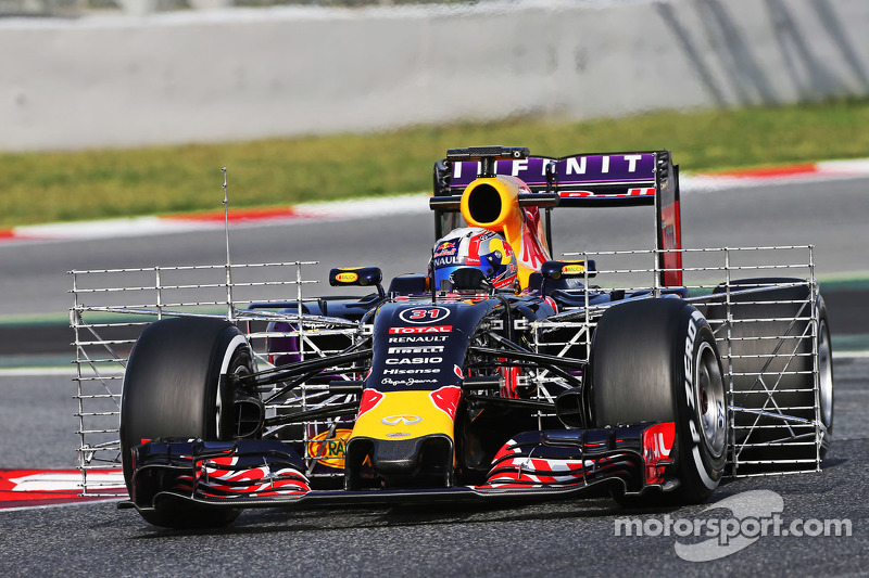 Пьер Гасли, Red Bull Racing RB11