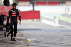 Карлос Сайнс, Scuderia Toro Rosso