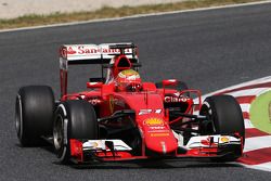 Esteban Gutiérrez, Ferrari SF15-T Piloto de pruebas y de reserva