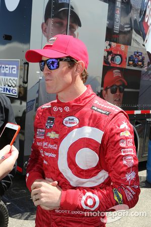 Скотт Диксон, Chip Ganassi Racing со СМИ
