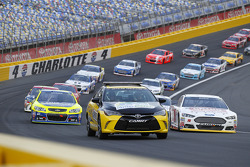 Pace car leads the field