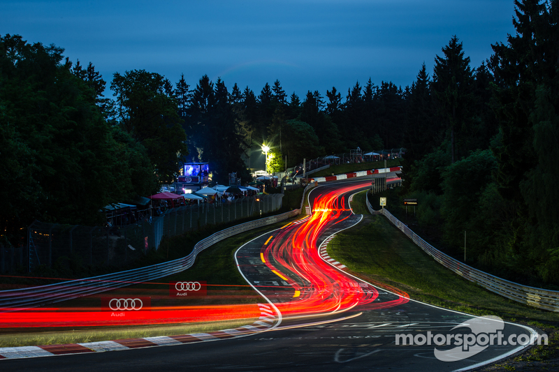 4. Luzes contínuas na Pflanzgarten