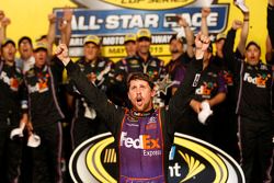 Race winner Denny Hamlin, Joe Gibbs Racing Toyota