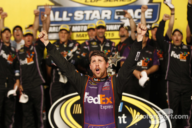 Race winner Denny Hamlin, Joe Gibbs Racing Toyota