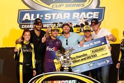 Race winner Denny Hamlin, Joe Gibbs Racing Toyota