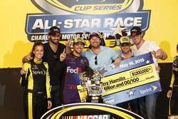 Race winner Denny Hamlin, Joe Gibbs Racing Toyota