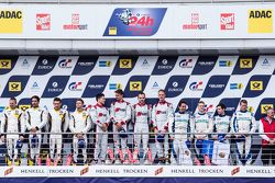 Podio: los ganadores #28 Audi Sport Team WRT Audi R8 LMS: Christopher Mies, Edward Sandström, Nico M