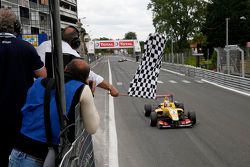 Антонио Джовинацци, Jagonya Ayam with Carlin, Dallara Volkswagen