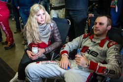 Laurens Vanthoor with his girlfriend Jacqueline, after his last stint