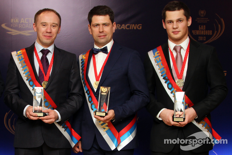 Михаил Скрипников, Андрей Жигунов, Евгений Суховенко. Бал чемпионов-2014.