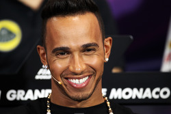 Lewis Hamilton, de Mercedes AMG F1 en la conferencia de prensa de la FIA