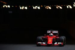 Sebastian Vettel, Ferrari SF15-T