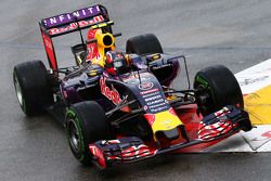 Даниил Квят, Red Bull Racing RB11