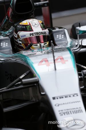 Льюис Хэмилтон, Mercedes AMG F1 W06