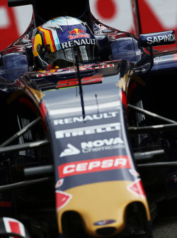 Carlos Sainz Jr., Scuderia Toro Rosso STR10