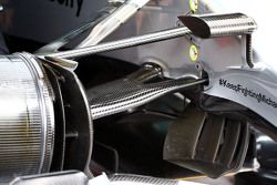 Элемент передней подвески Mercedes AMG F1 W06