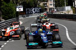 Julian Leal, Carlin leads Sergio Canamasas, MP Motorsport and Daniel De Jong, MP Motorsport