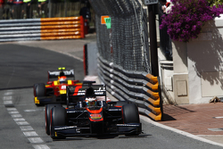 Stoffel Vandoorne, ART Grand Prix lidera Alexander Rossi, Racing Engineering