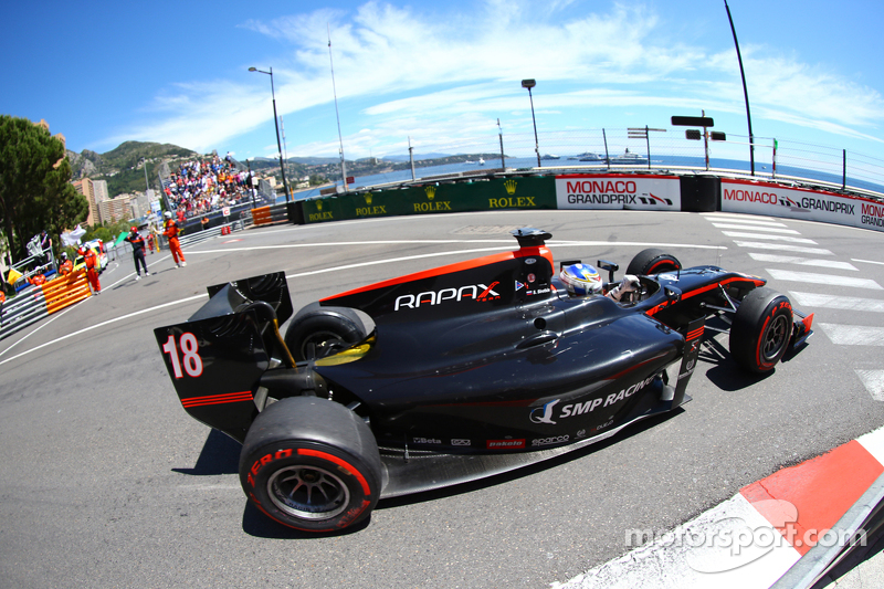 Sergey Sirotkin, Rapax Team