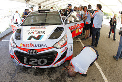 Тьерри Невилль и Николя Жильсуль, Hyundai i20 WRC, Hyundai Motorsport