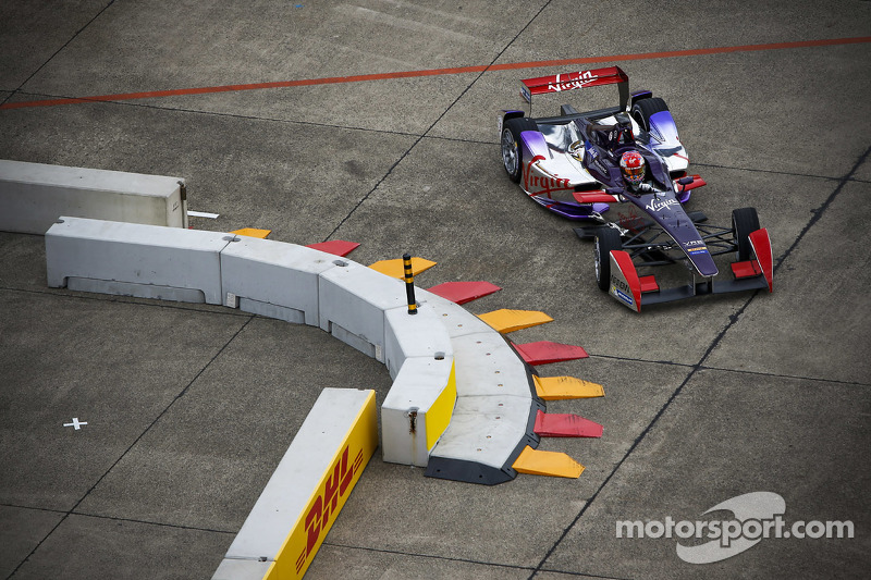 Jaime Alguersuari, Virgin Racing