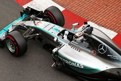 Льюис Хэмилтон, Mercedes AMG F1 W06