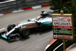 Lewis Hamilton, Mercedes AMG F1 W06
