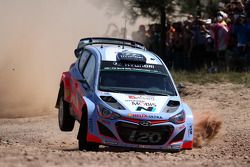 Thierry Neuville and Nicolas Gilsoul, Hyundai i20 WRC, Hyundai Motorsport