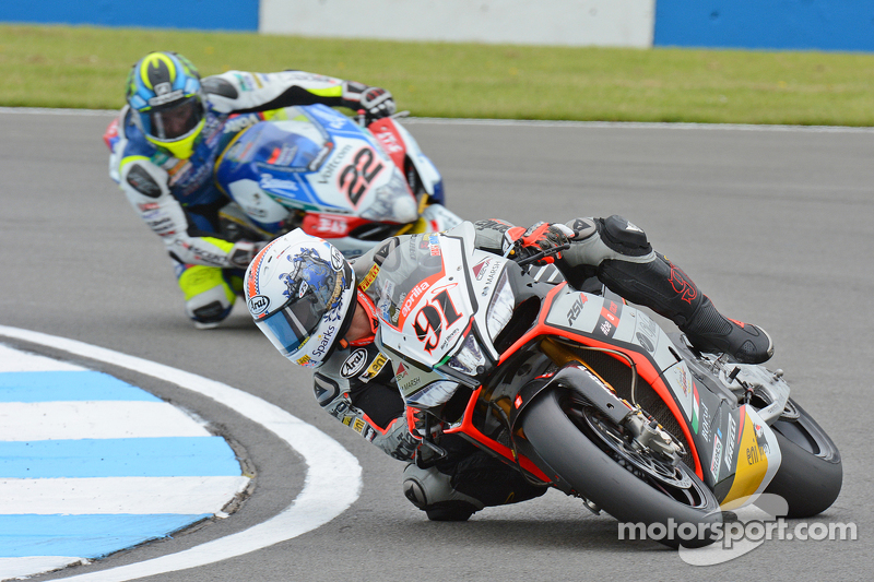 Leon Haslam, Aprilia Racing Team et Alex Lowes, VOLTCOM Crescent Suzuki