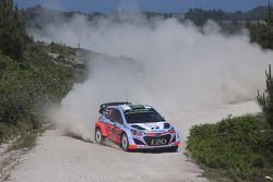 Hayden Paddon and John Kennard, Hyundai i20 WRC, Hyundai Motorsport