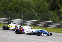 Матевос Исаакян, JD Motorsport, и Даниил Проненко, BVM Racing